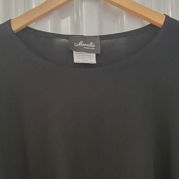 Marallis |  Classic Black Blouse - Picture 3 of 7